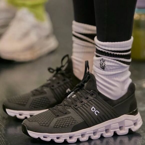 On Running CloudswiftBlack Rock Sneakers Women’s Size 9